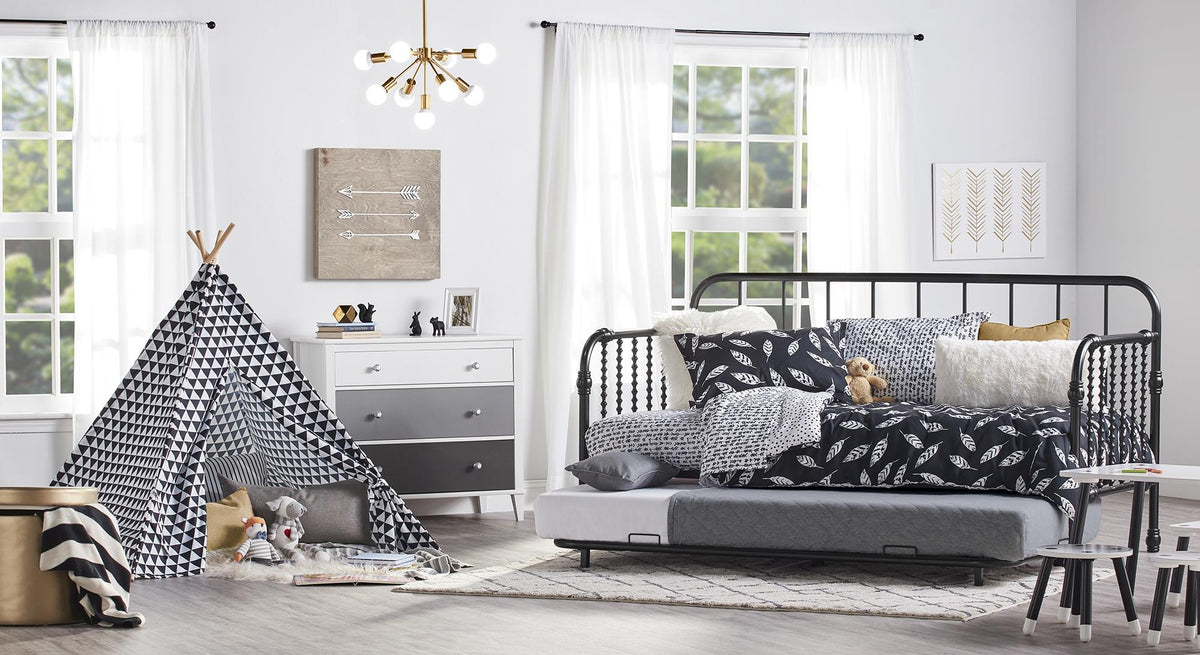 Little Seeds Monarch Hill Wren Metal Daybed with Trundle - Black - Twin
