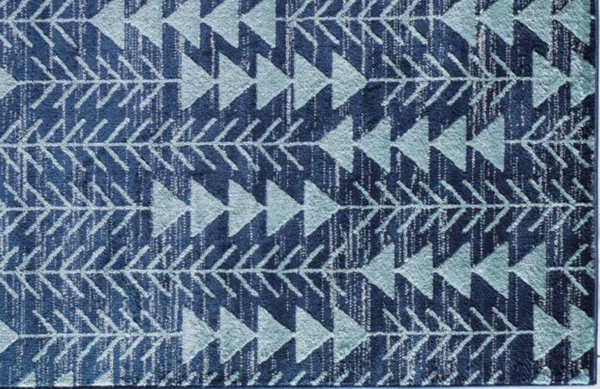 Little Seeds Serenity Archer Rug Light Blue 5 x 7 - Light Blue