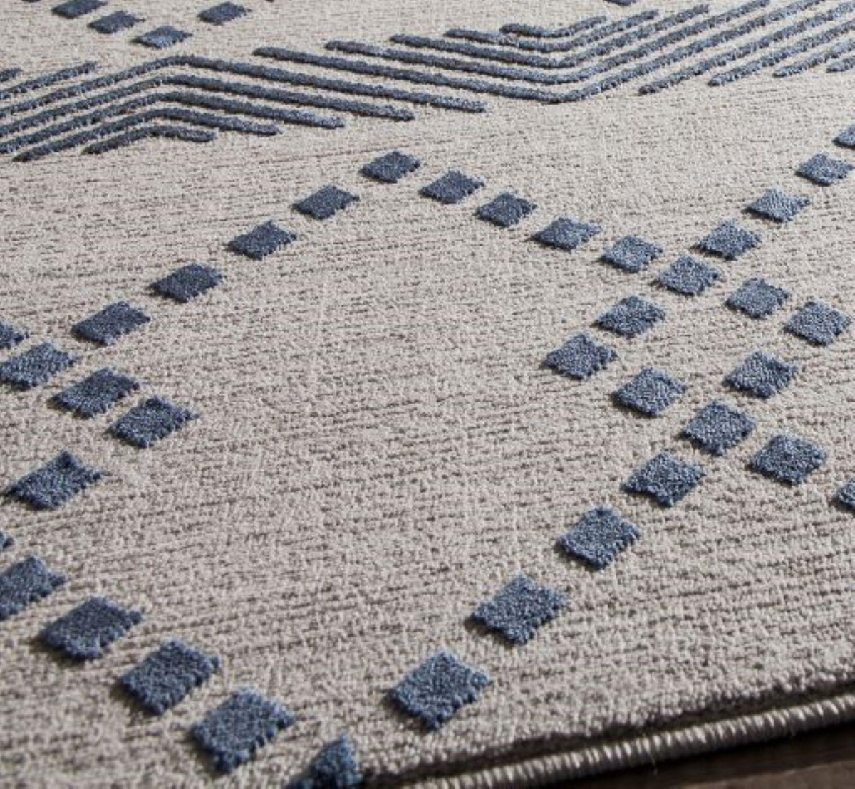 Little Seeds Magnolia Reserve Rug Navy 8 x 10 - Navy