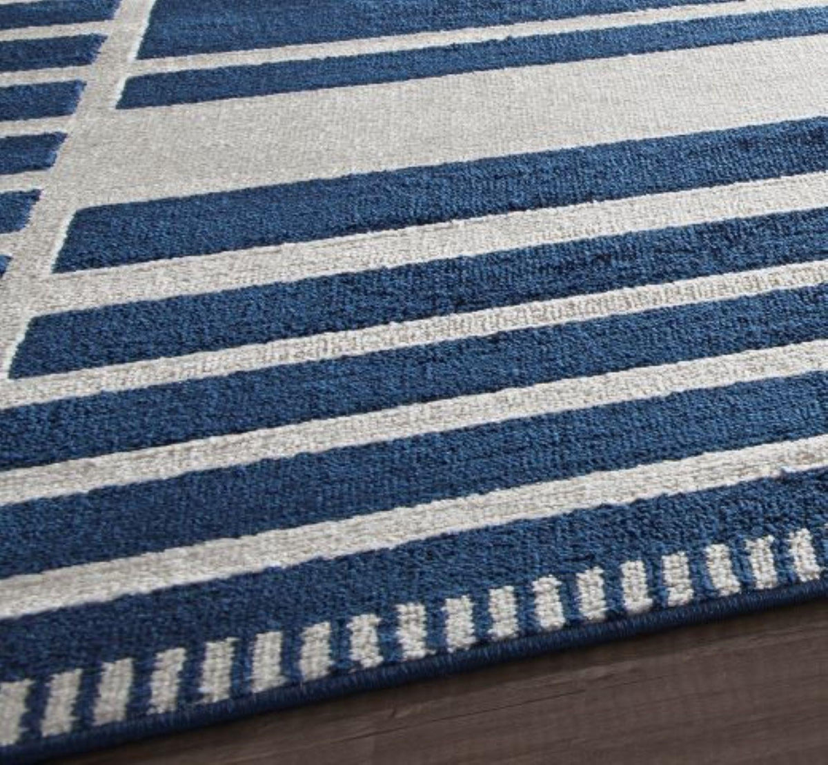 Little Seeds Serenity Latitude Rug Navy 5 x 7 - Navy