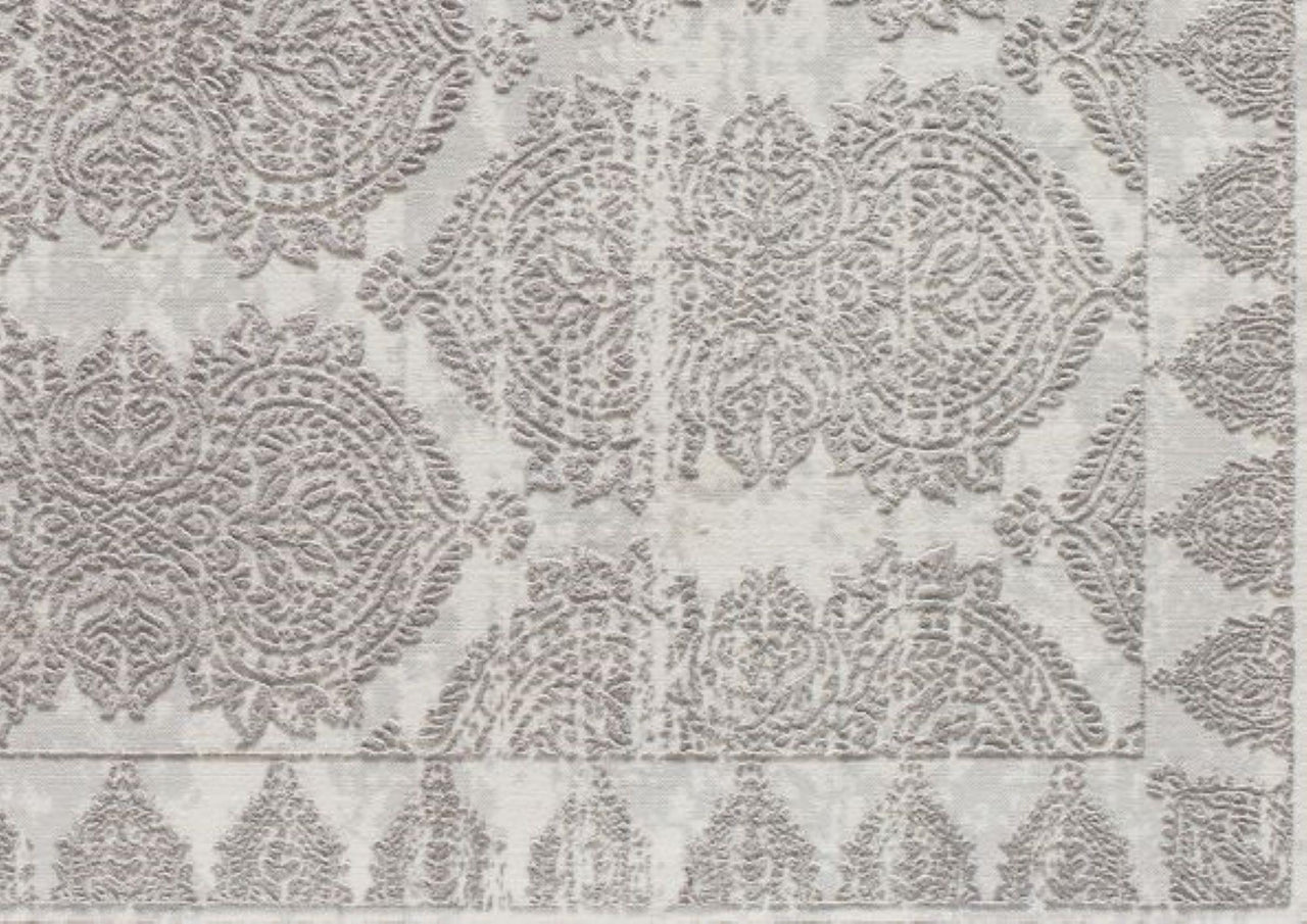 Little Seeds Magnolia Paisley Rug White 5 x 7 - White