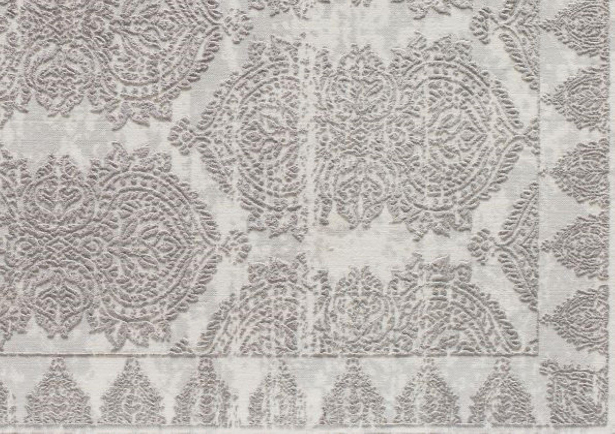 Little Seeds Magnolia Paisley Rug White 5 x 7 - White